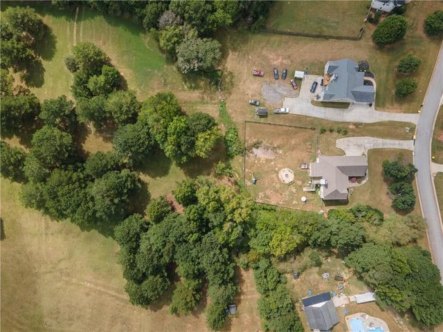 42 Meadows Lane, Senoia, GA 30276