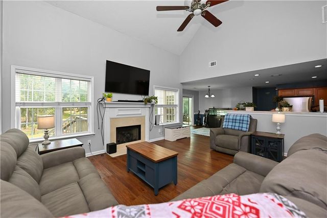 42 Meadows Lane, Senoia, GA 30276