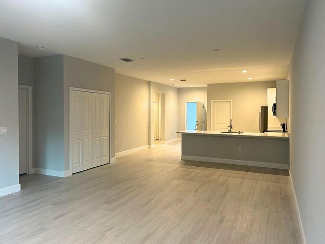10385 PORT EVERGLADES STREET, Port Charlotte, FL 33981