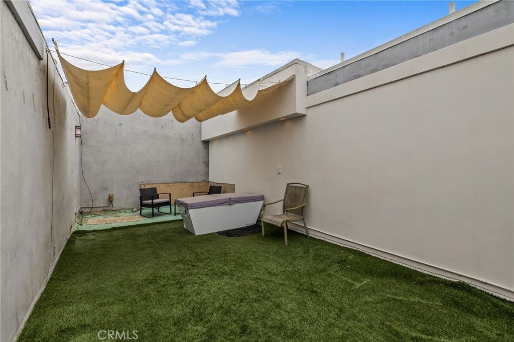 Image 23 of property listing at 8712 Gregory, Los Angeles, CA 90035