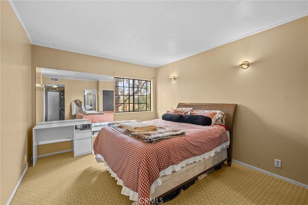 Image 26 of property listing at 8712 Gregory, Los Angeles, CA 90035