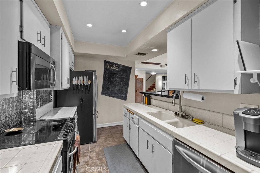 Image 33 of property listing at 8712 Gregory, Los Angeles, CA 90035