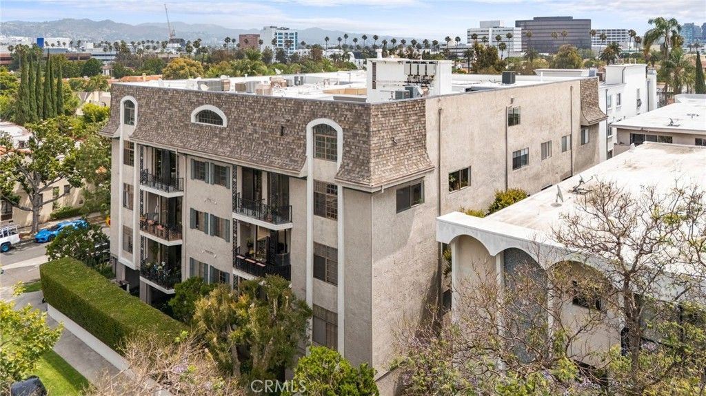 Image 40 of property listing at 8712 Gregory, Los Angeles, CA 90035