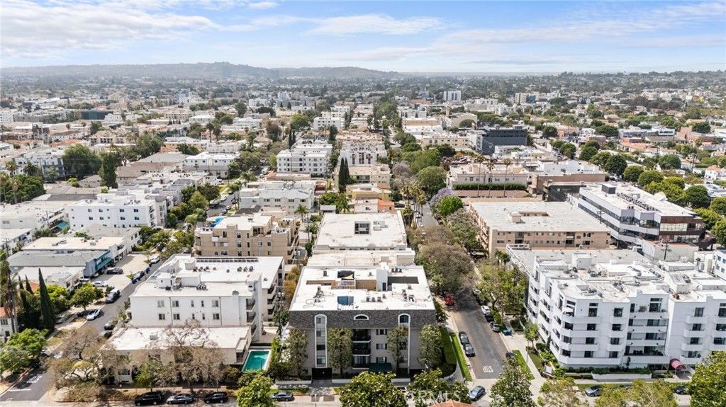Image 44 of property listing at 8712 Gregory, Los Angeles, CA 90035