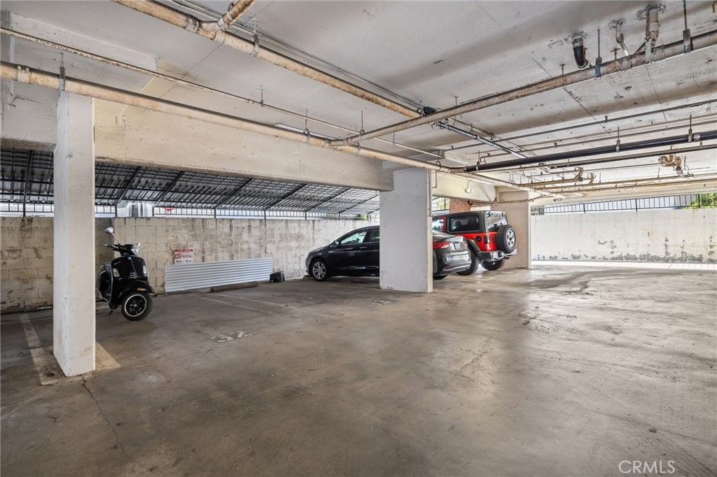 Image 48 of property listing at 8712 Gregory, Los Angeles, CA 90035