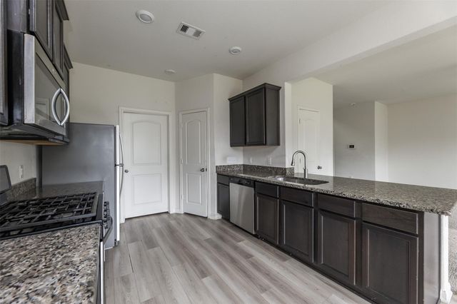 541 Amberwood Park Drive, Katy, TX 77493