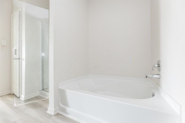 541 Amberwood Park Drive, Katy, TX 77493