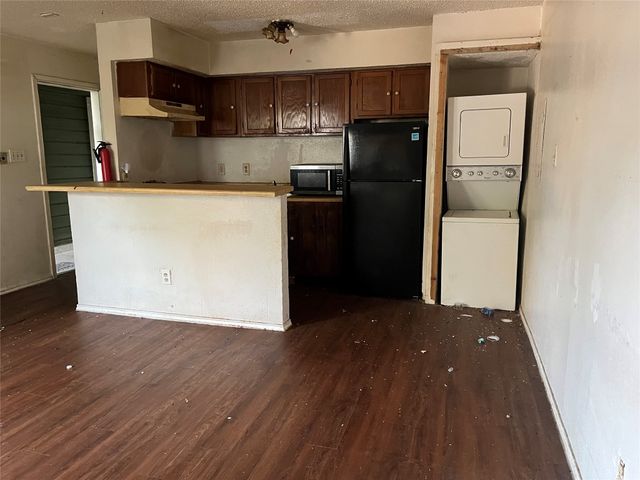 9823 Walnut Street 303, Dallas, TX 75243