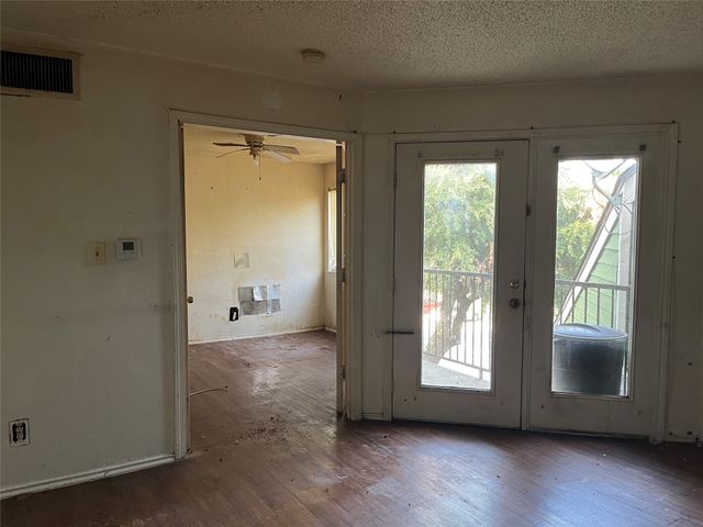 9823 Walnut Street 303, Dallas, TX 75243