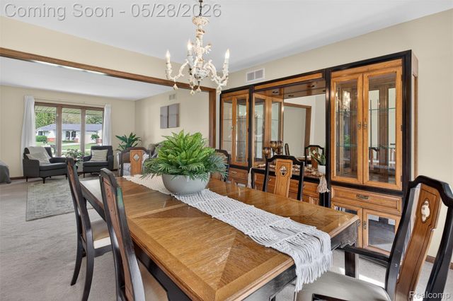3411 Foxhollow Court, Washington Township, MI 48094