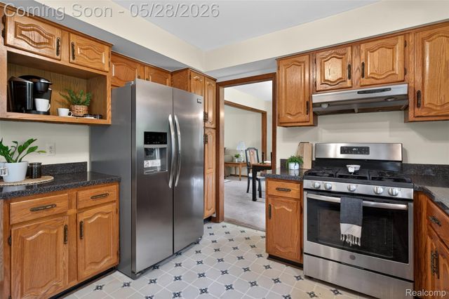 3411 Foxhollow Court, Washington Township, MI 48094