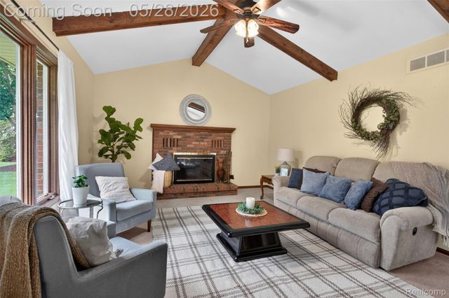 3411 Foxhollow Court, Washington Township, MI 48094