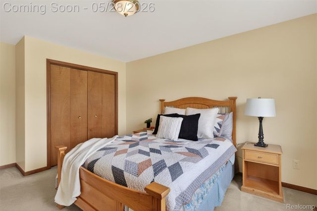 3411 Foxhollow Court, Washington Township, MI 48094