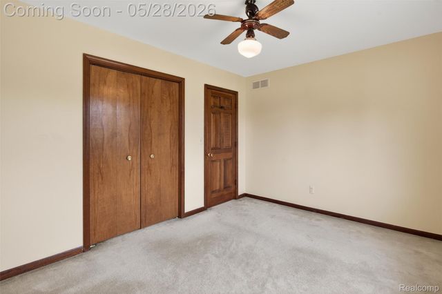 3411 Foxhollow Court, Washington Township, MI 48094