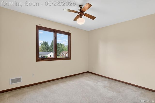 3411 Foxhollow Court, Washington Township, MI 48094