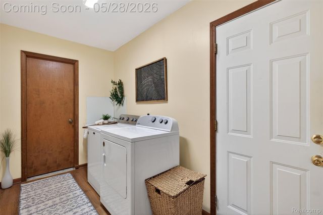 3411 Foxhollow Court, Washington Township, MI 48094