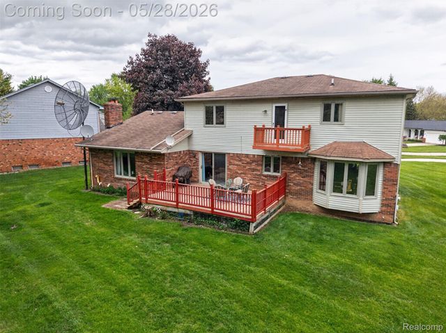 3411 Foxhollow Court, Washington Township, MI 48094
