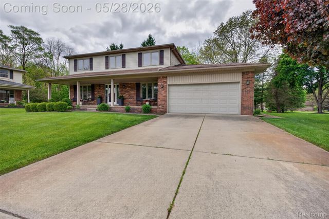3411 Foxhollow Court, Washington Township, MI 48094