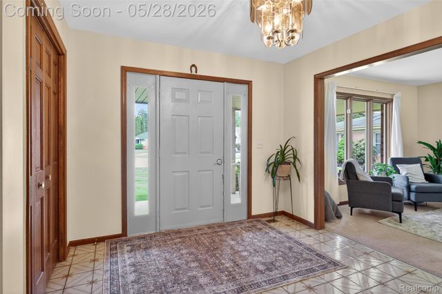 3411 Foxhollow Court, Washington Township, MI 48094