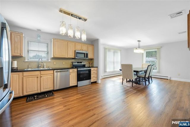 7 Henoch Avenue, Clifton, NJ 07013