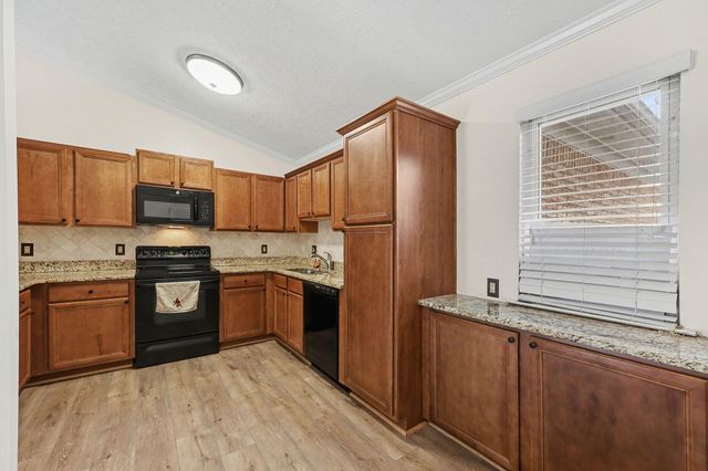 26430 Sanajo Court 20, Chesterfield, MI 48051