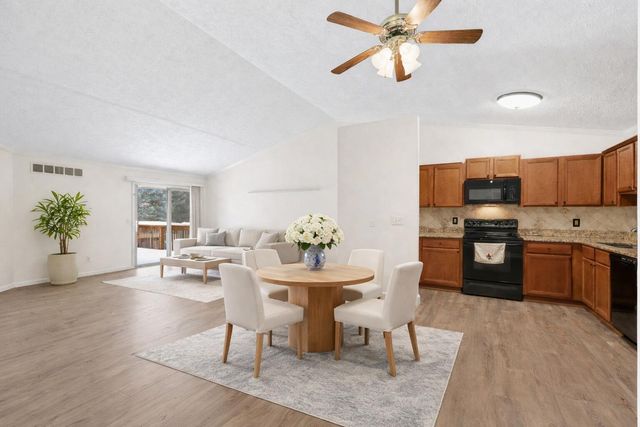 26430 Sanajo Court 20, Chesterfield, MI 48051