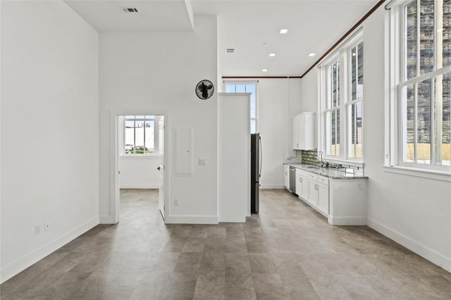 2102 Mechanic Street 103, Galveston, TX 77550