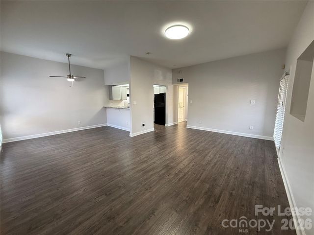 1855 J Julian Lane Apt E, Charlotte, NC 28208