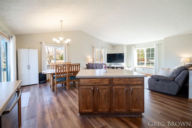 12515 Fargo Street, Gowen, MI 49326