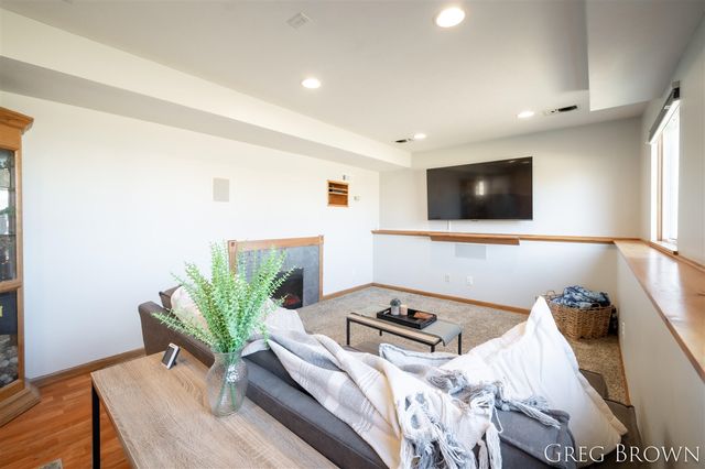 12515 Fargo Street, Gowen, MI 49326