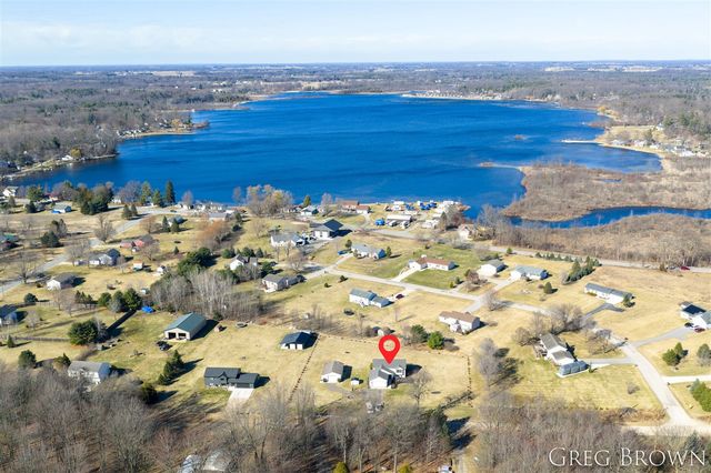 12515 Fargo Street, Gowen, MI 49326