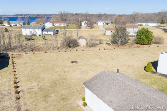 12515 Fargo Street, Gowen, MI 49326