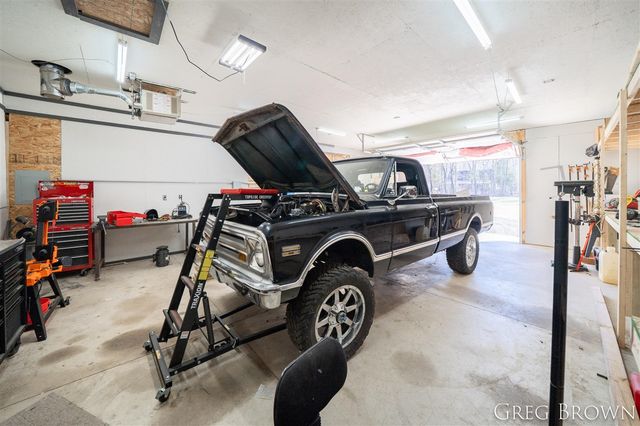 12515 Fargo Street, Gowen, MI 49326