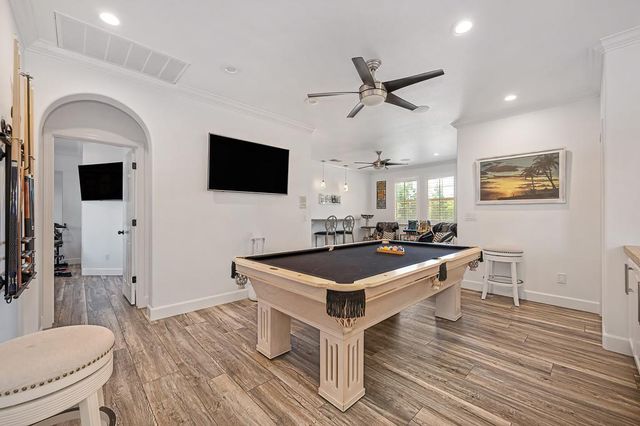 3881 Black Oak Dr, Rocklin, CA 95765