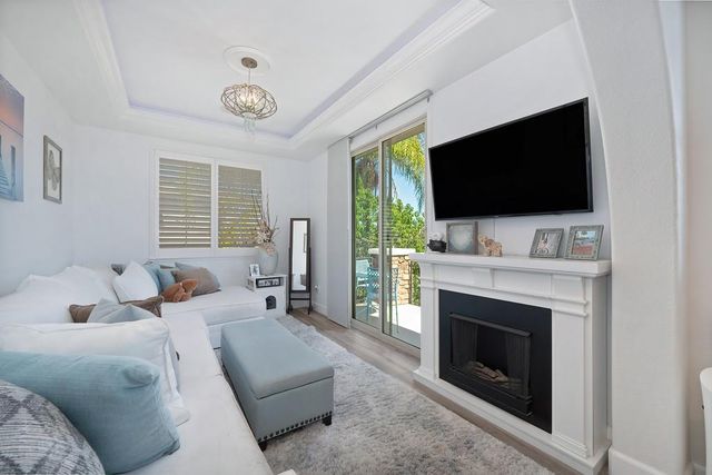 3881 Black Oak Dr, Rocklin, CA 95765