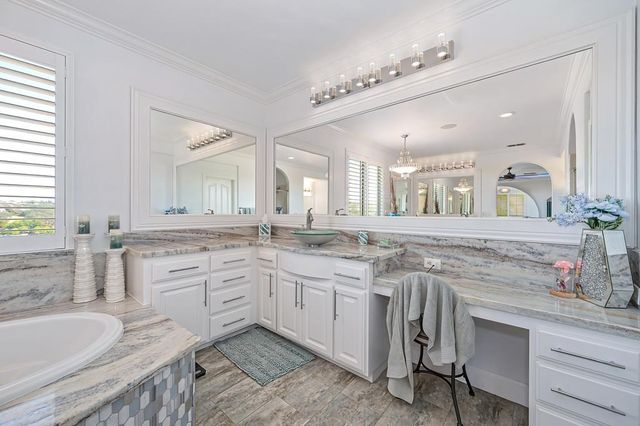 3881 Black Oak Dr, Rocklin, CA 95765