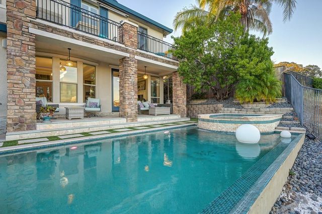 3881 Black Oak Dr, Rocklin, CA 95765