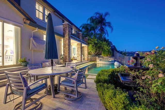 3881 Black Oak Dr, Rocklin, CA 95765