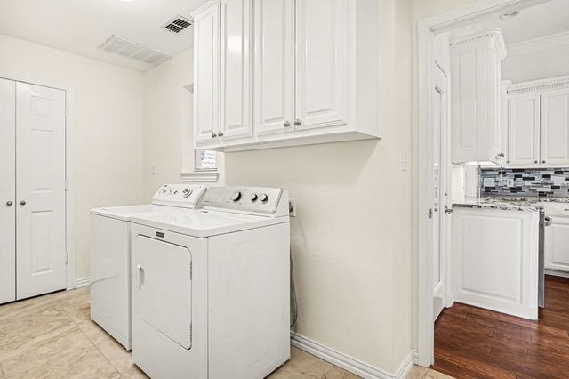 7006 Stone Bluff Court, Granbury, TX 76048