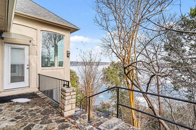 7006 Stone Bluff Court, Granbury, TX 76048