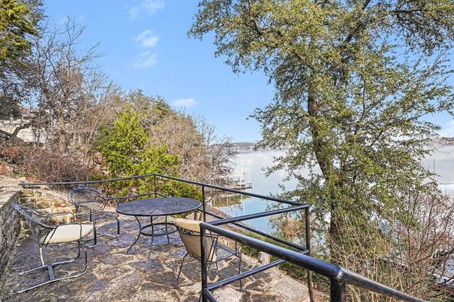 7006 Stone Bluff Court, Granbury, TX 76048