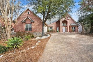 7006 Stone Bluff Court, Granbury, TX 76048