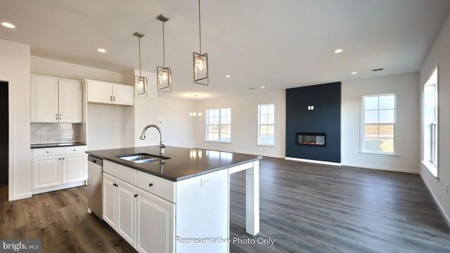 47 CANTERBURY LN, Annville, PA 17003
