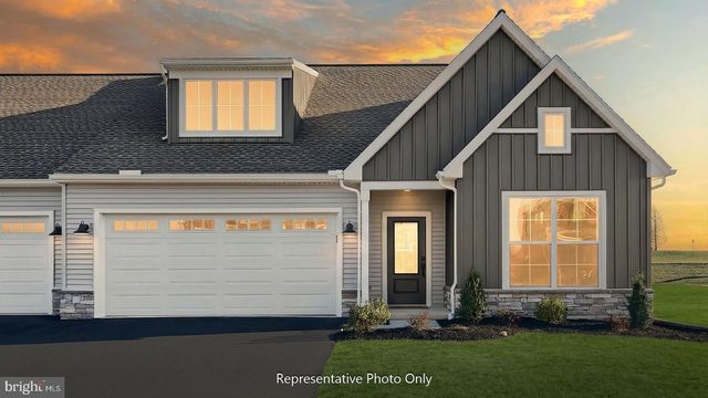 47 CANTERBURY LN, Annville, PA 17003