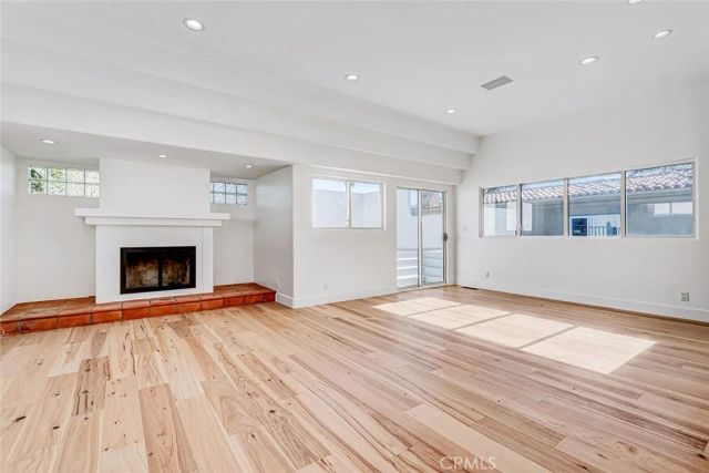 204 N Poinsettia, Manhattan Beach, CA 90266