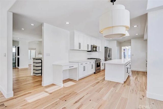 204 N Poinsettia, Manhattan Beach, CA 90266