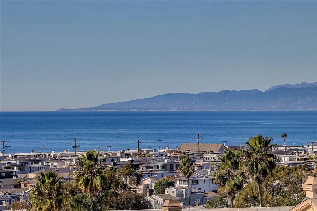 204 N Poinsettia, Manhattan Beach, CA 90266