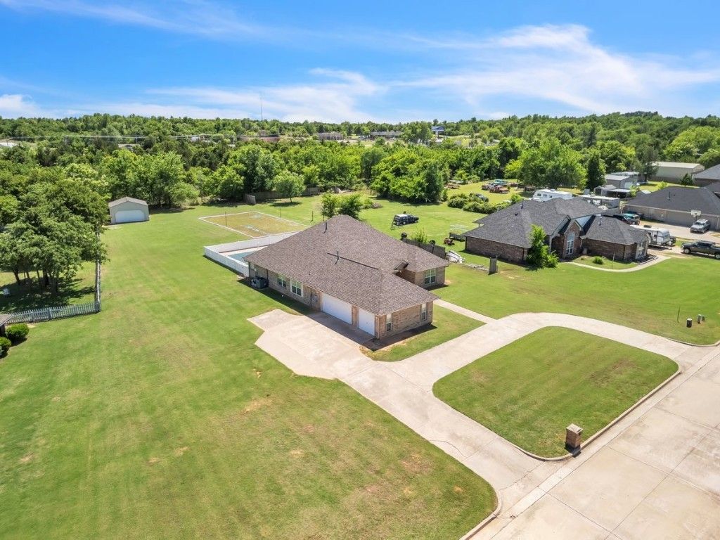 15134 Scottsdale Lane, Choctaw, OK 73020