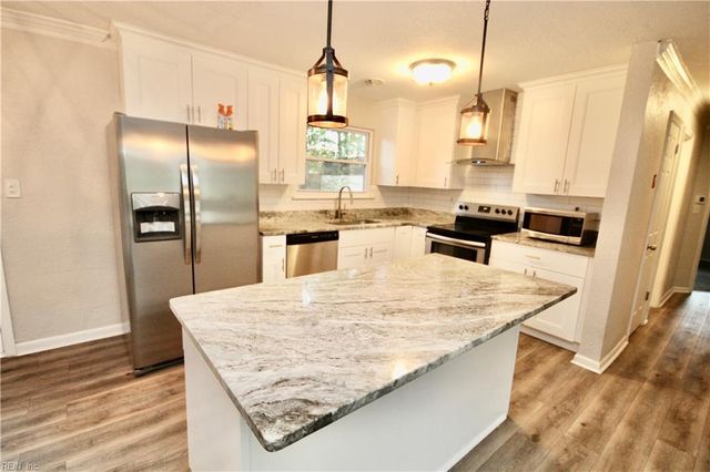 4828 Conestoga RD, Virginia Beach, VA 23462