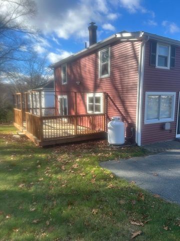 3 Julien Ave, Worcester, MA 01604
